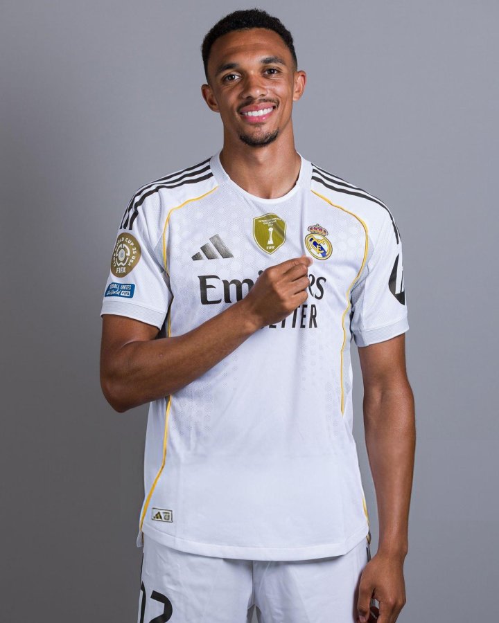 La camiseta del Madrid, con el parche de campeón de la Intercontinental