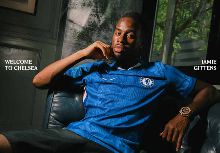 Jamie Gittens, nuevo jugador del Chelsea