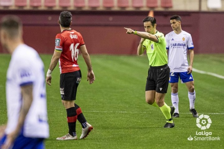 penalti-logroñes-zaragoza