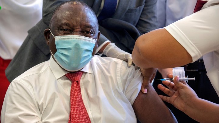 South Africa's President Gets Vaccinated 
