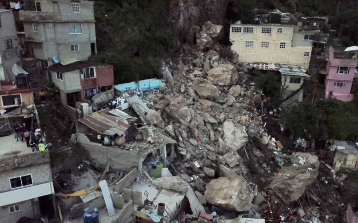 Suspenden labores de rescate