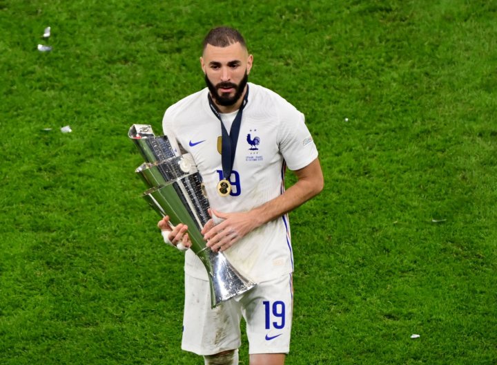 Benzema Nations League trophy