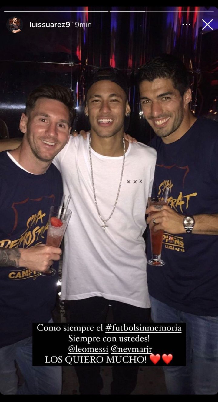 Suárez dedica una foto a Messi y Neymar