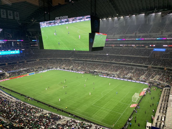 Fotografía del AT&T Stadium durante el partido entre México y Nigeria