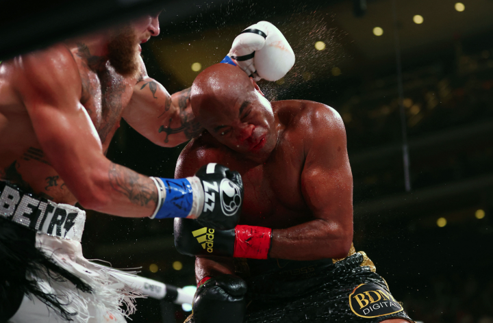 Jake Paul defeats UFC legend Anderson Silva by unanimous decision