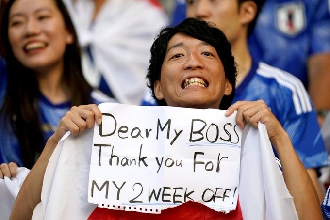 Aficionado japonés agradece a su jefe las dos semanas de vacaciones.