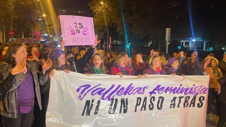 Cabecera de la manifestación en Vallecas