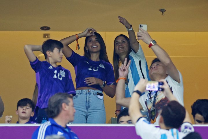 Messi's wife Antonella Roccuzzo and kids before Argentina vs Croatia game