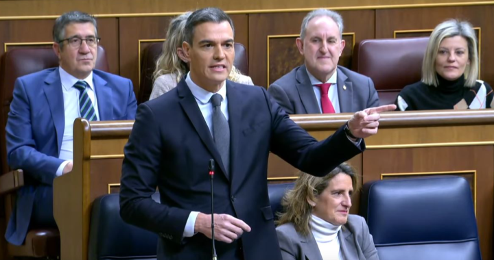 Sánchez responde al ataque