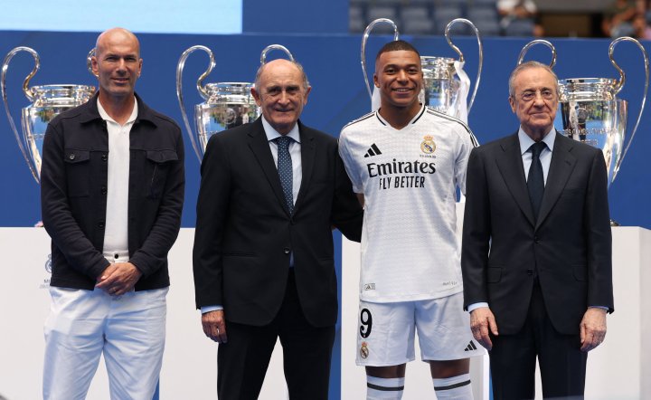 Zidane, Pirri, Mbappé y Florentino Pérez