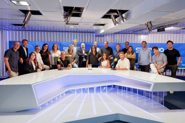 Foto de familia de la temporada 2024/25