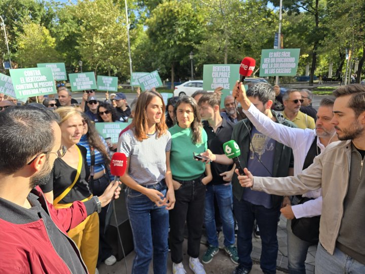 Las portavoces de Más Madrid Rita Maestre y Manuela Bergerot en la manifestación de Madrid.