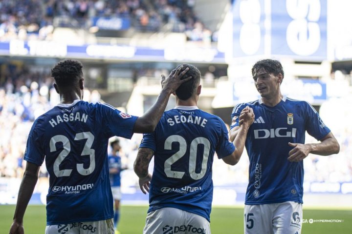 El Oviedo revive antes del descanso