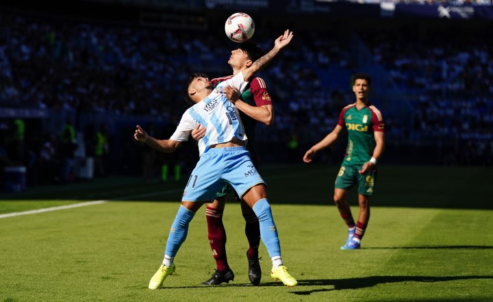 Málaga y Oviedo se anulan