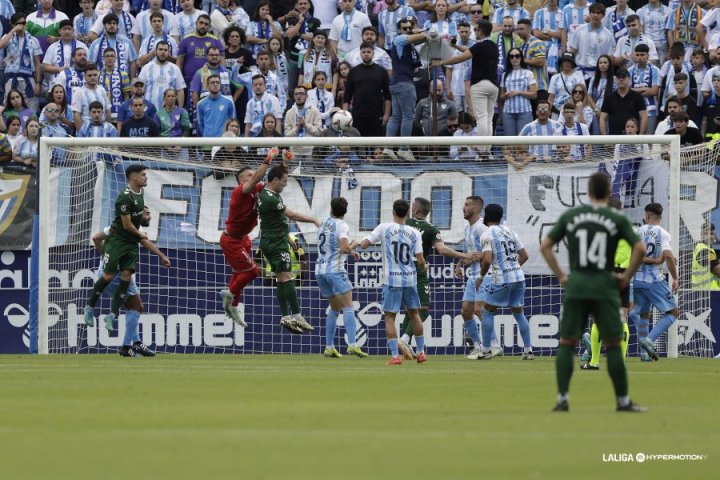 Minuto 82 | Sigue cómodo el Málaga