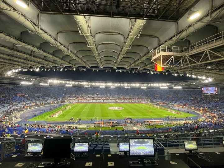 ?MUY BUENAS DESDE EL STADIO OL?MPICO DE ROMA!