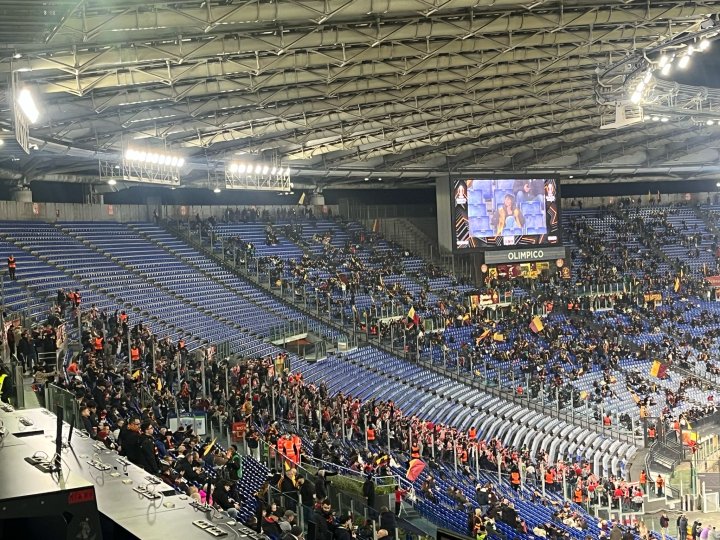 La grada del Athletic, al completo