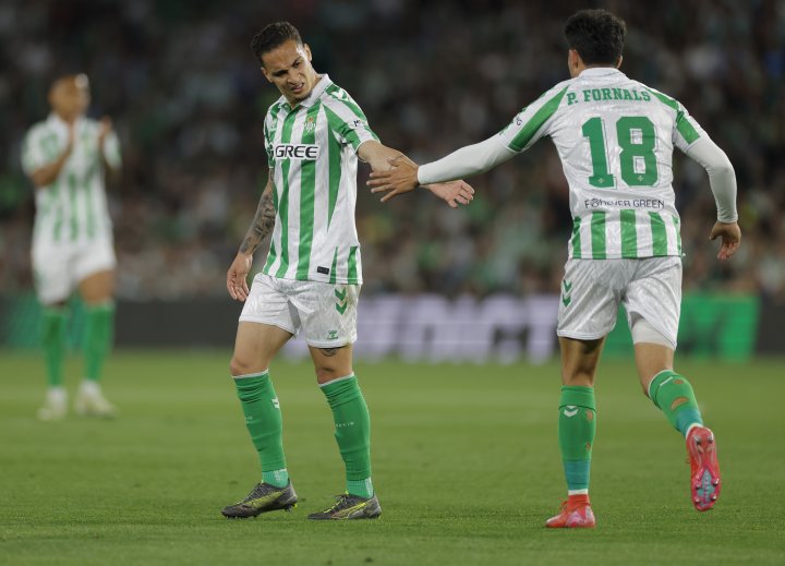 ¡El Betis pone un pie en semifinales!