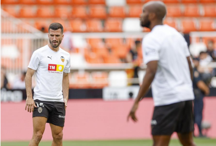Obligado el Valencia a jugar en largo