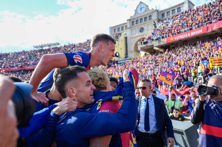 La imagen de la celebraci¨®n cul¨¦ en la grada de Montju?c