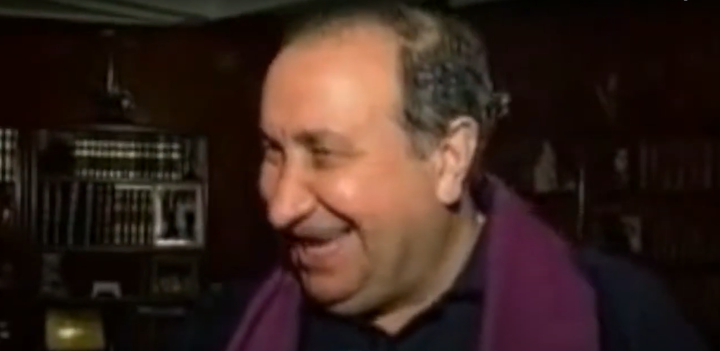 Gil