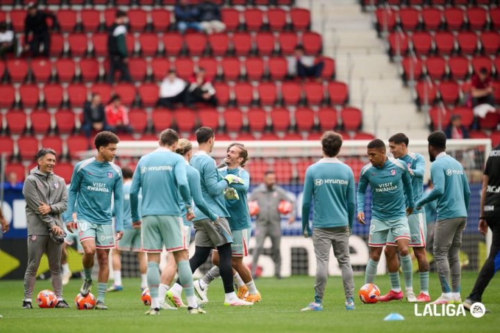 Minuto 10 | Est¨¢ el¨¦ctrico el Atleti