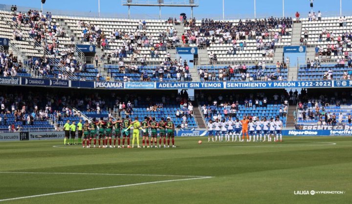 Minuto 28 | ?Nada a bal¨®n parado el Oviedo!