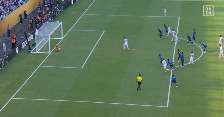 Bono para un penalti a Valverde