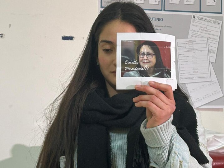 El voto nulo con la cara de la contralora Dorothy Pérez