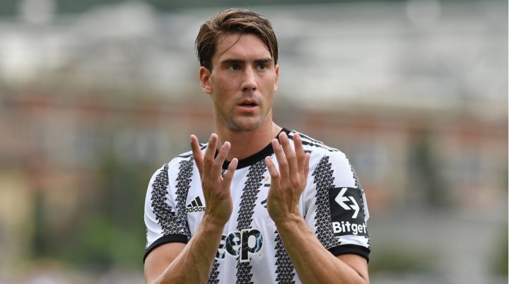Dusan Vlahović.