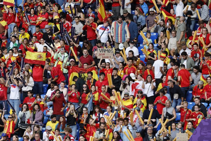 ¡34.203 aficionados en Basilea hoy!