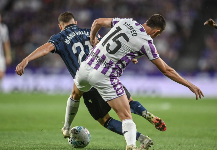 Tomeo pelea por la posición con Vallejo