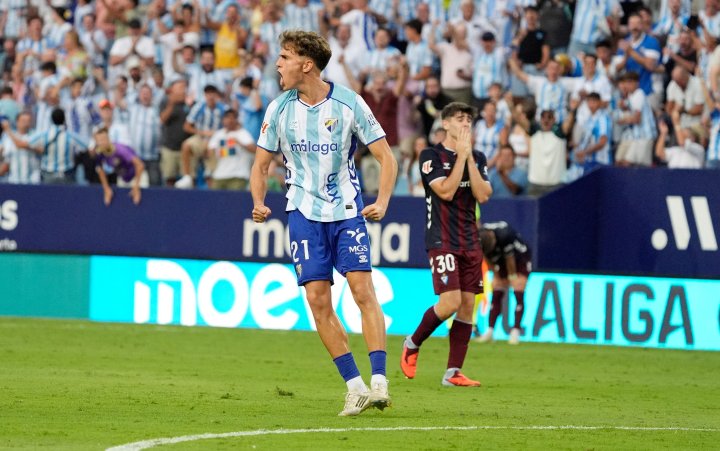 Málaga y Eibar echan el resto