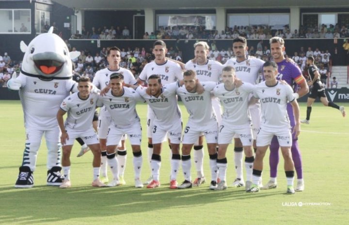 Minuto 49 | Sin cambios en ninguno de los dos lados