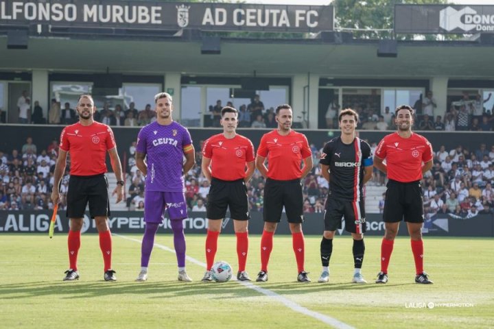 Minuto 39 | ¡Paradón de Pedro Lópeeeeeeeez!