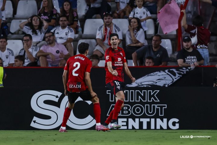 Los 'jabatos' montan aún más drama en el Belmonte