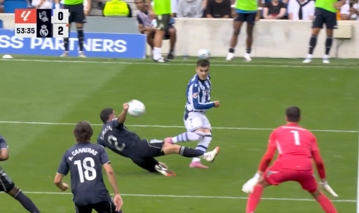 La mano de Carvajal que ha provocado el penalti