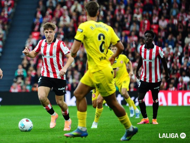 Minuto 48 | ¡Se la saca a sí mismo Vanat en la línea!