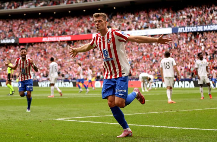 Sorloth celebra su gol ante el Real Madrid