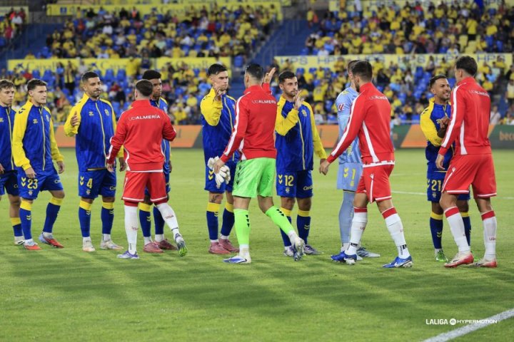 Minuto 40 | No le sale nada al Almería