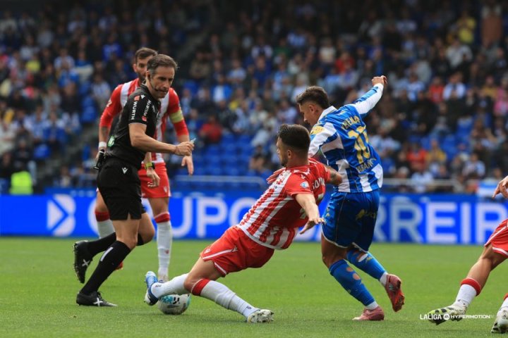 Minuto 49 | ¡PEDÍA PENALTI YEREMAY!