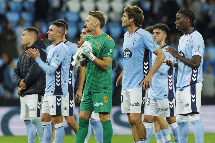 Técnicos e jogadores no sorteio da Copa del Rey