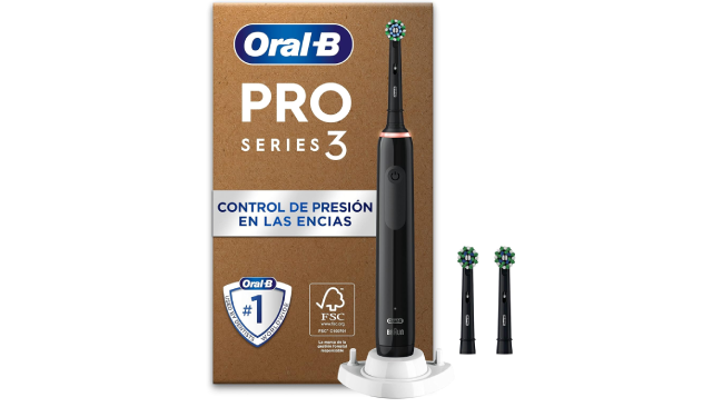 ‘Pack’ tres cepillos de dientes Oral-B