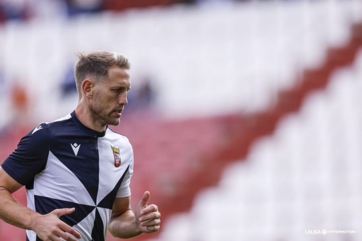 Minuto 16 | ¡UY EL ALBAAAA!