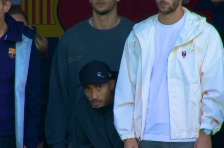 Vulgar y con desprecio total. Junto con Raphinha, sanción ejemplar para ambos.