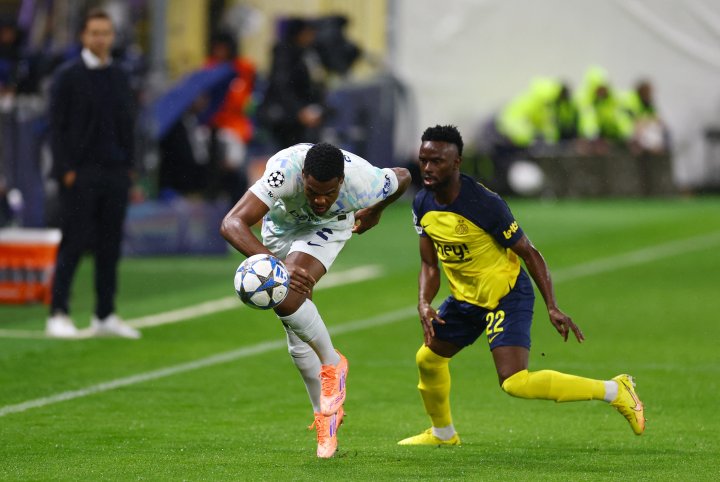 Minuto 25 | ¡SIGUE LLEGANDO EL ST.GILLOISE!