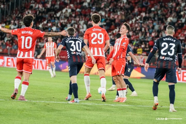 Minuto 42 | Seguimos sin llegadas