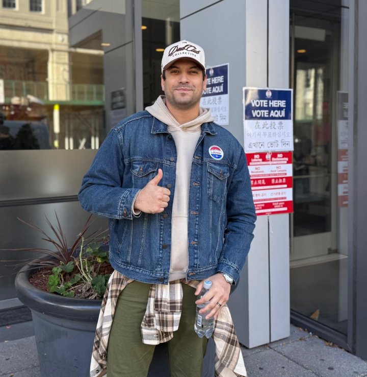 Cristian Torres, tras votar en Queens.