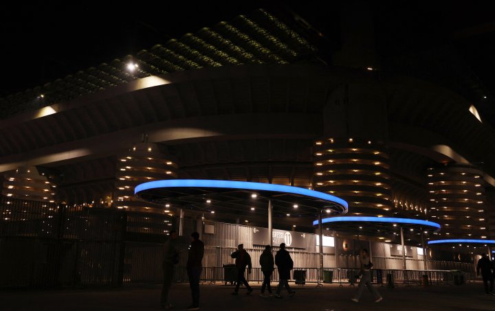 ¡SUENA EL HIMNO DE LA CHAMPIONS EN SAN SIROOOOOO!