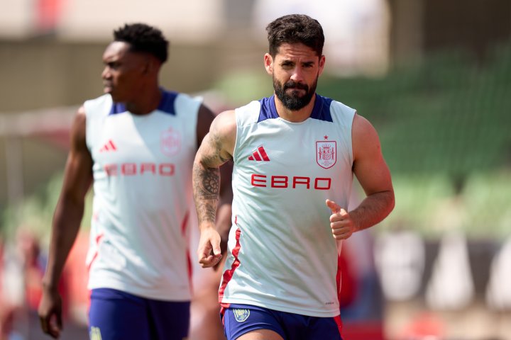 01/06/15 SELECCION ESPA&Ntilde;OLA ESPA&Ntilde;A CONCENTRACION EN LAS ROZAS PAISANO
 ISCO